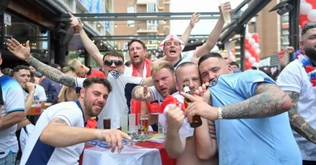 Spanish hoteliers beg for rule change after England World Cup fans restriction