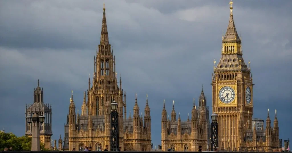 Woman arrested for trespass after hiding in Parliament toilet when tour finished