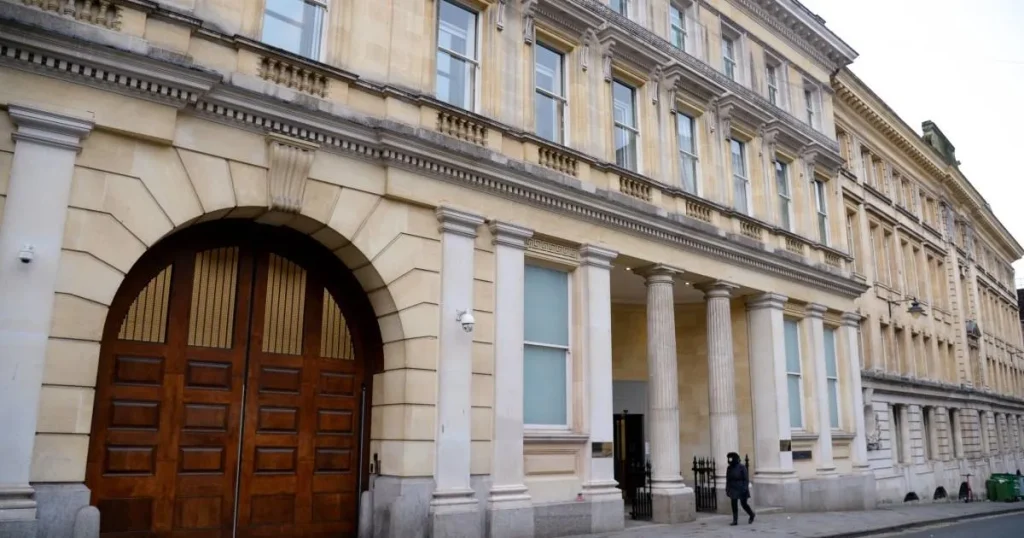 Postman ‘shook four-week-old son to death after first night out with partner as parents’