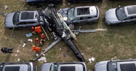 Tourists among six dead after helicopters crash in mid-air fireball explosion over Rio De Janeiro