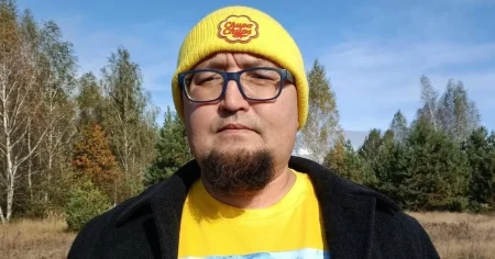 Russian illustrator shot dead after mocking Putin through his cartoons