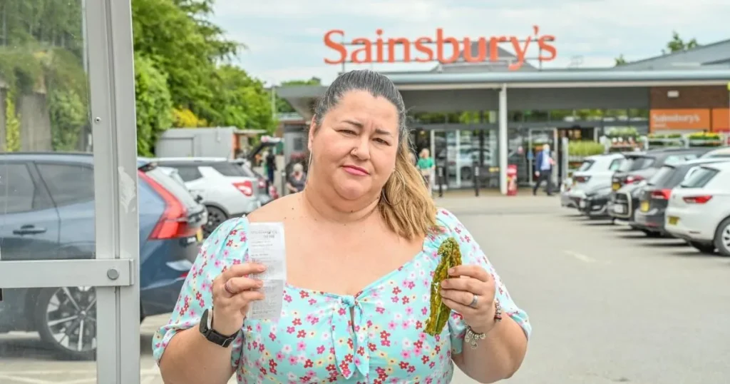 Mum fined £150 for littering after dropping kale leaf at Sainsbury’s