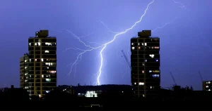 UK heatwave latest: House bursts into flames after being struck by lightning in thunderstorm | News UK