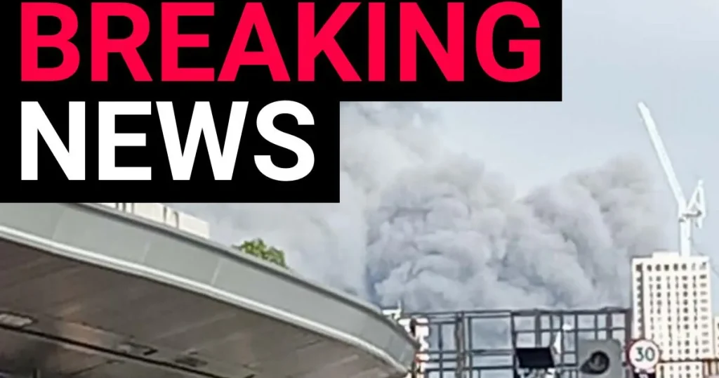 Huge recycling centre fire by railway near London Bridge sparks travel chaos