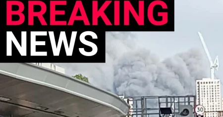 Huge recycling centre fire by railway near London Bridge sparks travel chaos