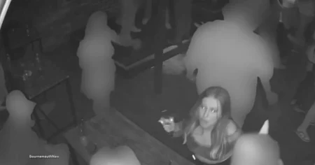 Woman slashes ex’s new girlfriend in the face with wine glass