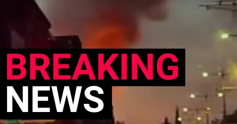 Huge fire breaks out at historic building in Edinburgh town centre