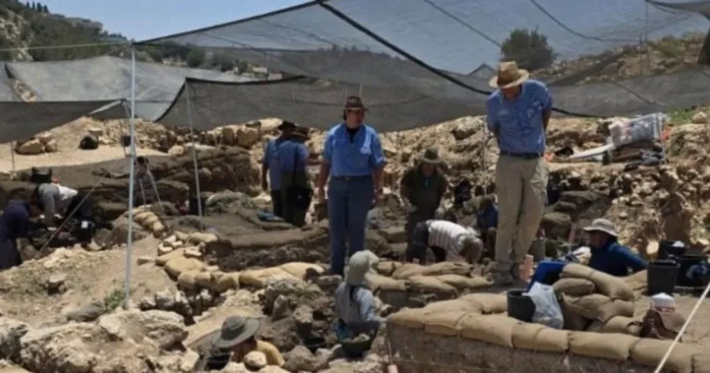 Archaeologists unearth new clue in the Ark of the Covenant mystery