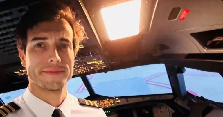 Student pilot forced to land plane alone after instructor ‘jumps to his death mid-flight’