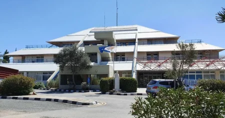Boy, 3, dies after falling from hotel window while playing with dad