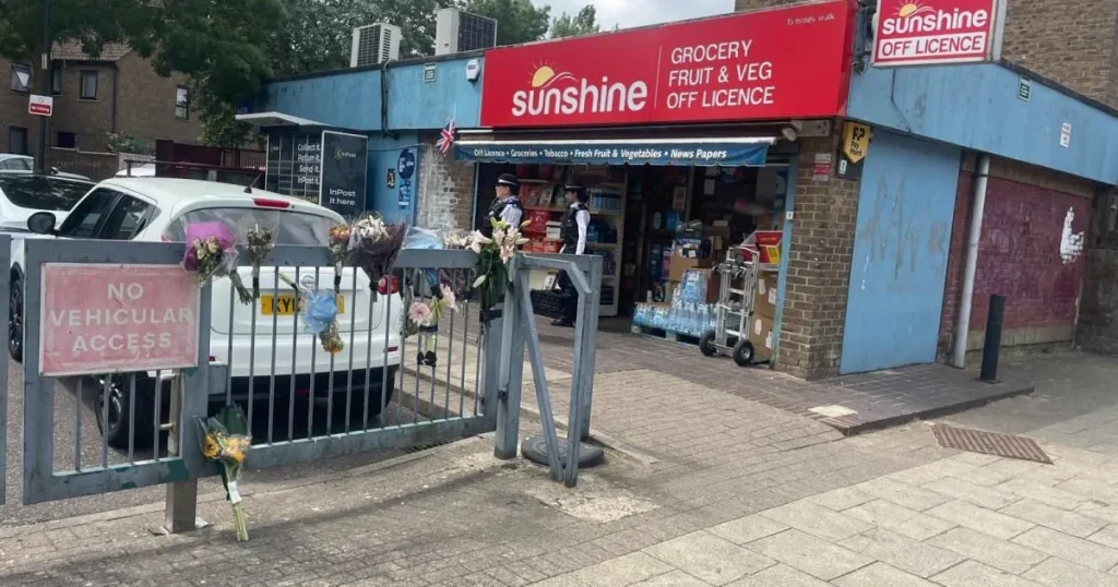 Hero shopkeeper battles to save best customer’s life after fatal attack in grocery store