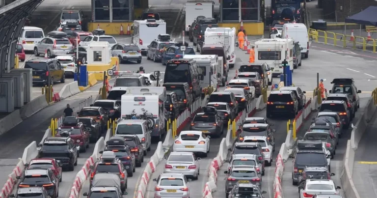 ‘Summer scramble’ hits UK roads as 14,100,000 drivers head on holiday
