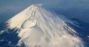 Boy, 7, left alone on Mount Fuji by his own dad