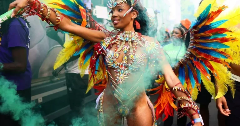 Map shows Notting Hill Carnival 2026 parade route and road closures