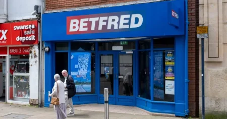 Betfred to close 132 stores and cut 600 jobs over ‘economic uncertainty’