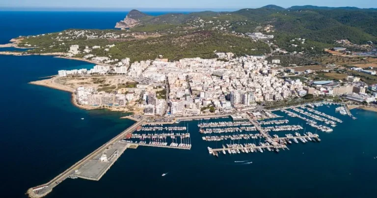 British holidaymakers left covered in blood after fight with roommate at Ibiza hotel