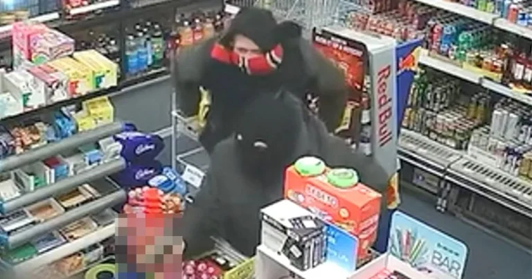 Two robbers bicker in fake scouse accents to confuse shopkeeper