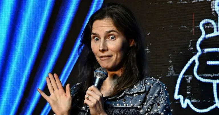 Amanda Knox says her murder trial evidence was ‘just vibes’ in comedy show