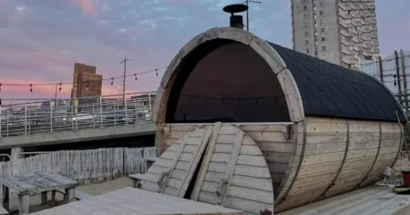 Sauna opposed by councillor who doesn’t want sweaty people in the sea