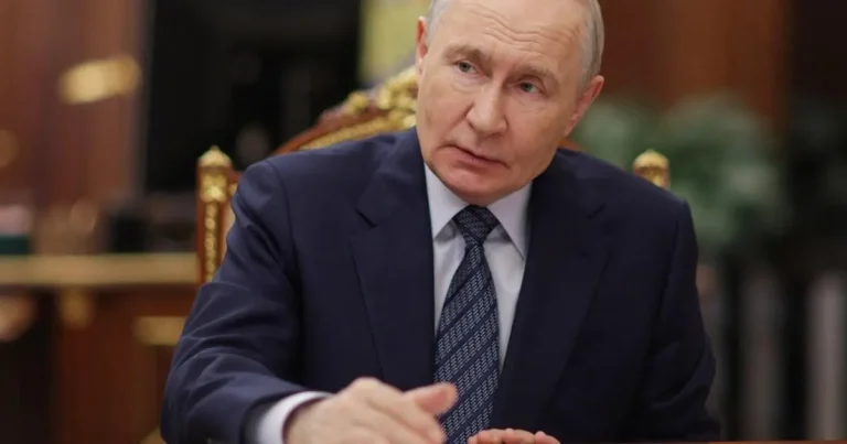 Is Russia considering using nuclear weapons in Ukraine?