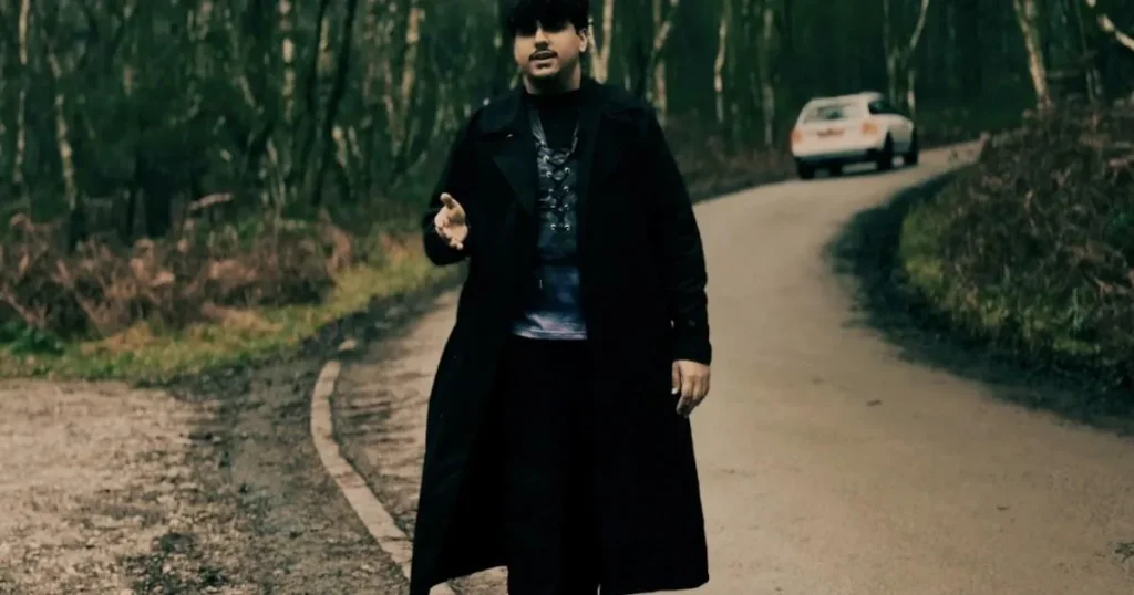 ‘I’m a 23-year-old paranormal investigator and can smell ghosts’