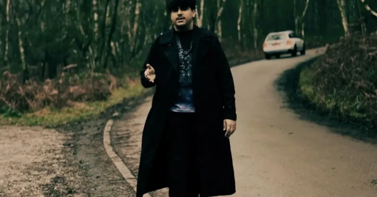 ‘I’m a 23-year-old paranormal investigator and can smell ghosts’