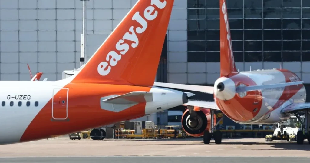 Passengers flee easyJet flight after power bank bursts into flames in plane cabin