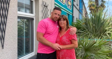 ‘My son spent 14 years in jail for phone theft – now give us a release date’