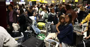 More flights to be cancelled after knock-on effect from air traffic control chaos