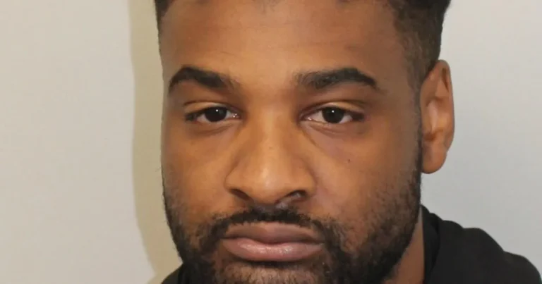 Drug dealer hiding shirtless in wardrobe reveals his location after he connects to public WiFi