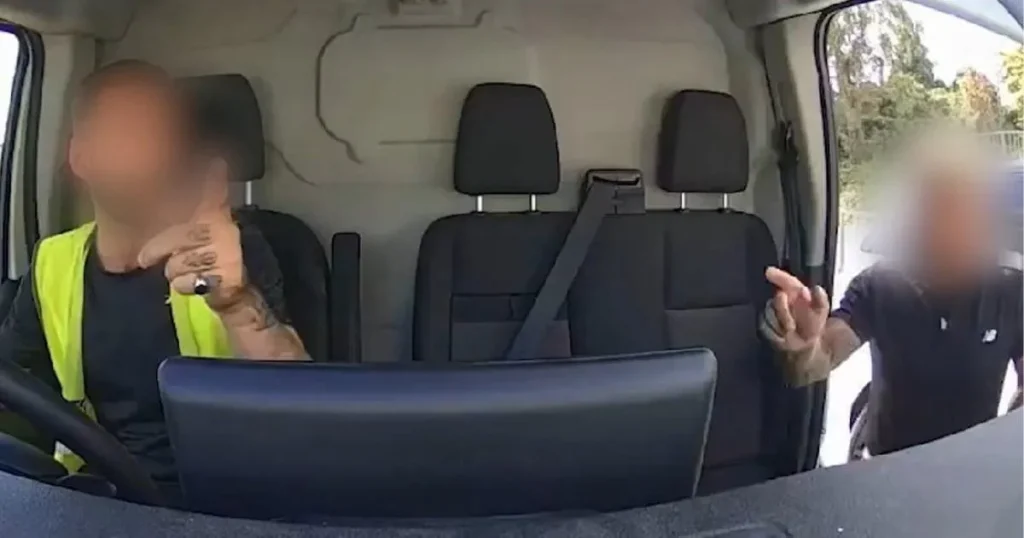 Range Rover driver bursts into delivery van and calls courier a ‘stupid little p****’