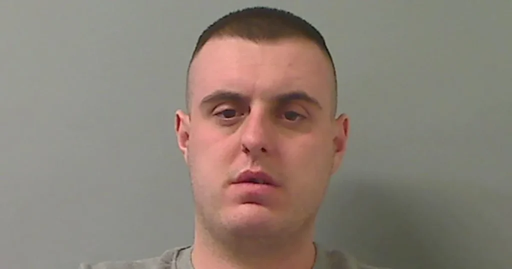 Police make urgent appeal as on-the-run killer Gary Anderson remains at large