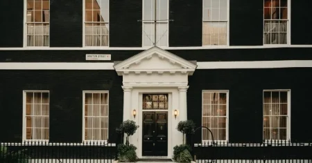 Exclusive Mayfair club frequented by royals shut down after ‘serious crime’
