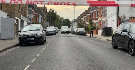 Shoppers flee as ‘gunman fires at machete-wielding rival’ in London’s ‘Wild West’