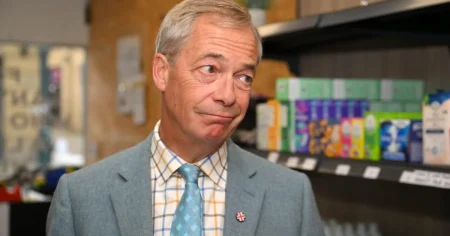 Nigel Farage vows to ban asylum seekers and deport 90,000 people if Reform wins