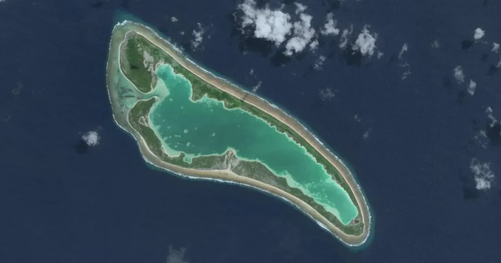 Crew searching for Amelia Earhart explore ‘crab-infested’ remote island for plane wreckage