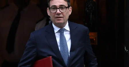 Burnham says he won’t rule out return to freedom of movement in EU talks