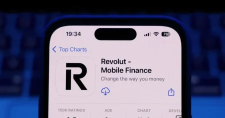 Revolut ‘down’ as users report error message blocking them from bank accounts