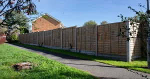 Man forced to move fence on his own land after council says it’s too ‘overbearing’