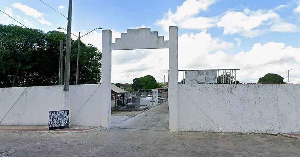 Man dies after falling into his dad’s grave in freak accident