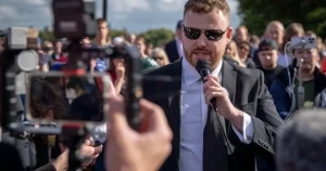 Tory activist suspended from party after ‘negotiating contract killer’