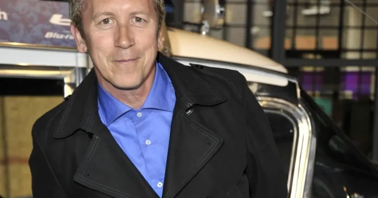 Police officers ‘joked about death’ of Paul Hardcastle’s son after crash