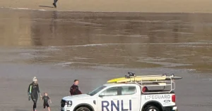 Dad ‘punched’ man who warned against entering sea with kids during Storm Austen